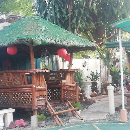 D'Lucky Garden Inn & Suites Tiniguiban Εξωτερικό φωτογραφία