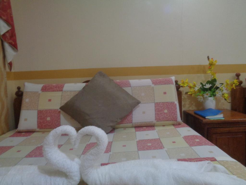 D'Lucky Garden Inn & Suites Tiniguiban Εξωτερικό φωτογραφία