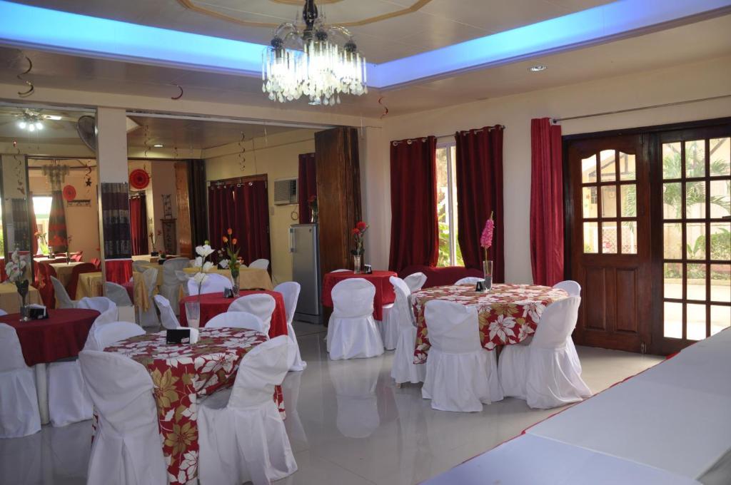 D'Lucky Garden Inn & Suites Tiniguiban Εξωτερικό φωτογραφία