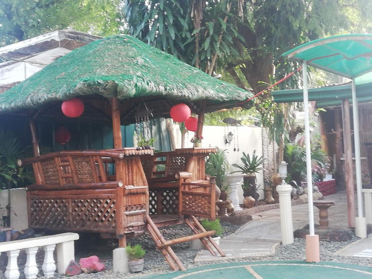D'Lucky Garden Inn & Suites Tiniguiban Εξωτερικό φωτογραφία